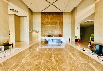 2 BEDROOMS APARTMENT Formosa Residence allows 18 year olds to book a room