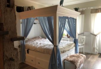 BnB onder de Blauwe Hemel has Balcony rooms