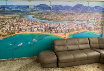 Kitnet Residence Areia Preta allows 18 year olds to book a room