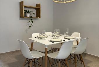 Luminoso y c  lido departamento a estrenar - G Cruz Mendoza allows 18 year olds to book a room