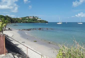 Ti case Mellauman : Anse Plage has Balcony rooms