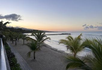 Turquoise White Sand Villa - Ocho Rios has Balcony rooms