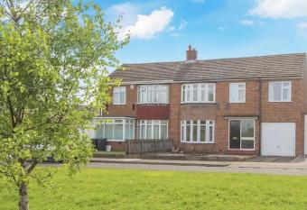 Wideopen allows 18 year olds to book a room