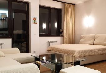 Charming Winter Studio has Balcony rooms