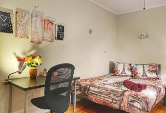 #8 ADORABLE PARIS CONCEPT ROOM CLOSE TO HARVARD SQ has Balcony rooms