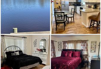 Remodeled Jacksonville RIVER Oasis Spectacular Views - Large Backyard 7M Airport allows 18 year olds to book a room
