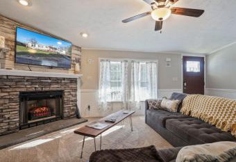 Queen Bees Honey Hive allows 18 year olds to book a room