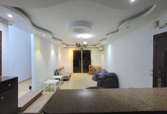 Quite room in the middle of Maadi with green view. allows 18 year olds to book a room