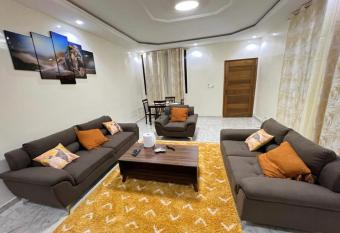 Le Coin Virage allows 18 year olds to book a room