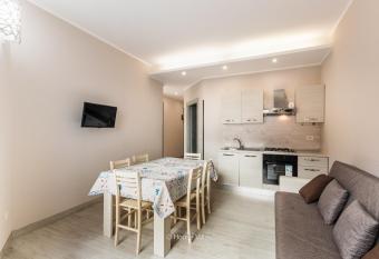 House&Villas - La Jonica has Balcony rooms