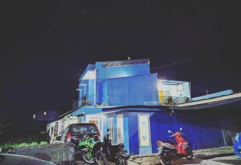 Homestay Ulya 2 has Balcony rooms