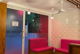 ezmeraldamaldives has Balcony rooms