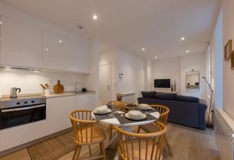 Coru  aFlat Apartamentos con encanto en el centro de A Coru  a has Balcony rooms