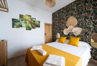 Casa Alegr  a Completa has Balcony rooms