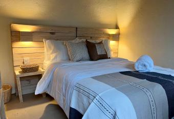 Casa Cheleb allows 18 year olds to book a room