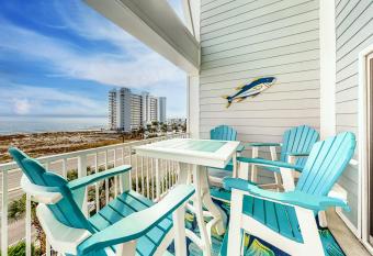 Grand Caribbean 408 has Balcony rooms