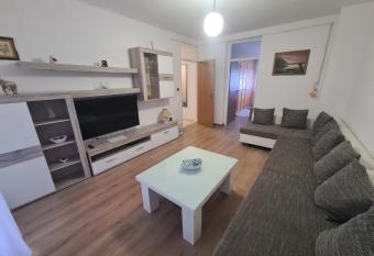 Apartman Yellow - SELF CHECK IN allows 18 year olds to book a room