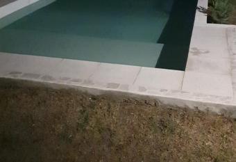 Experiencia Termas has rooms with a private hot tub