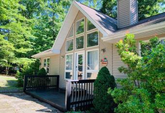 Mountain Royal at the Woods Resort has Balcony rooms