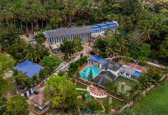 Carcar Eco Farm Resorts has Balcony rooms