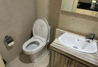 Louis Kienne Simpang Lima has Balcony rooms