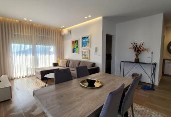 Sea Breeze 01 has Balcony rooms