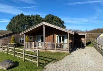 Pass the Keys Snowy Owl Lodge has Balcony rooms
