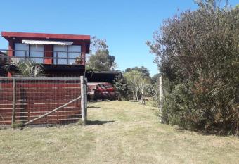Casa en punta colorada a dos cuadras de la playa has Balcony rooms