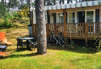 Mobilhome has Balcony rooms