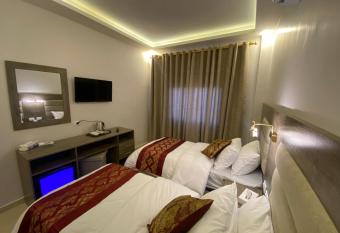 Petra Oleander Hotel allows 18 year olds to book a room