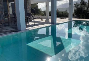 Sunset Bay has Balcony rooms