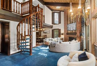 True Ski-in Ski-out - 3 BR Penthouse has Balcony rooms