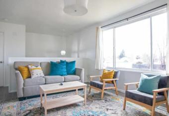 Near DC with Washer Dryer and CMPLT Kitchen Free Parking allows 18 year olds to book a room