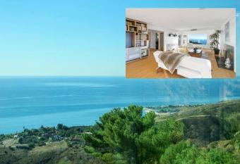 Malibu Secluded Escape Ocean View Zen House has Balcony rooms