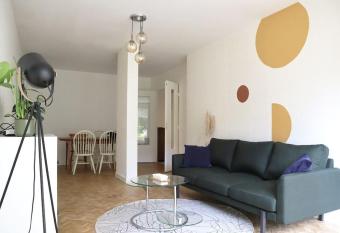 Grand T3 77m   - Charpennes Parc T  te d or has Balcony rooms