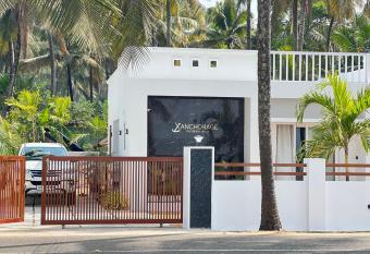 Anchorage Beach Villa has Balcony rooms