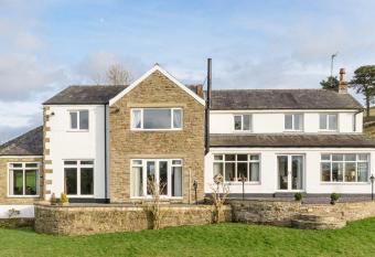 Bridge House allows 18 year olds to book a room