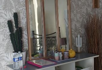 Chez Margarett allows 18 year olds to book a room