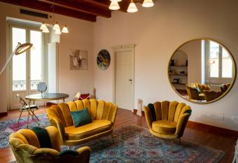 Borgo Antico B&b has Balcony rooms