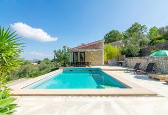 Puigferrer has Balcony rooms