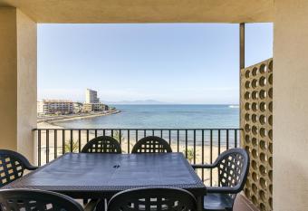Riells Platja has Balcony rooms