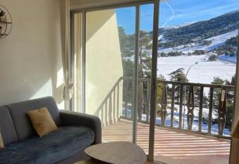 U061 - Studio - Vue splendide montagne has Balcony rooms