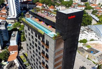 Housi Recife Tolive has Balcony rooms