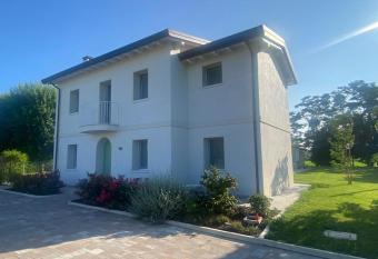 Ca  Maggiolo has Balcony rooms