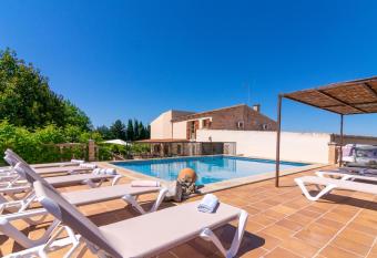 Cladera has Balcony rooms