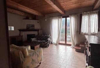 Villetta Bianca has Balcony rooms