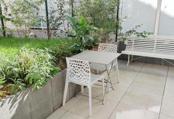 Au jardin, T2 calme et   l  gant has Balcony rooms