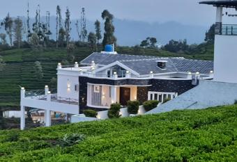 Orchard Valley View Home Stay has Balcony rooms