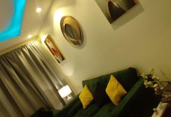                           allows 18 year olds to book a room