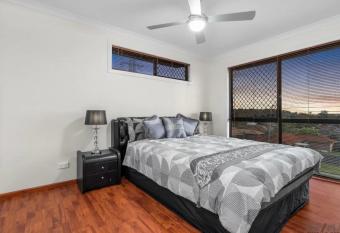 Mace Appartment has Balcony rooms